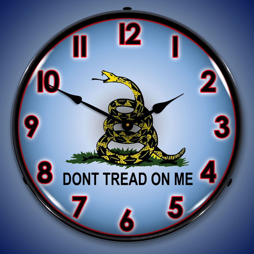 Don't Tread on Me 2 LED Wall Clock Illuminated not Neon 2 Don't Tread on Me 2 LED Wall Clock Illuminated not Neon - Image 2