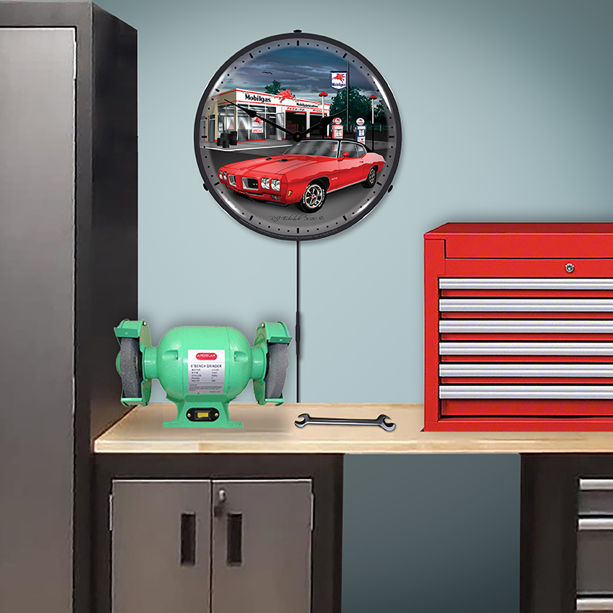 1970 GTO Mobilegas LED Wall Clock Illuminated not Neon 5 1970 GTO Mobilegas LED Wall Clock Illuminated not Neon - Image 5